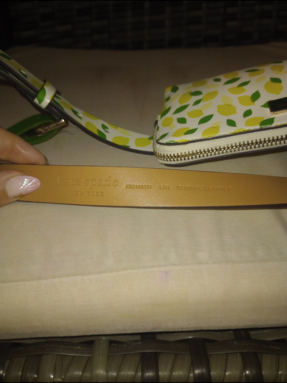 Kate Spade Lemon Leaf Print Belt Bag NWT - Picture 3 of 5